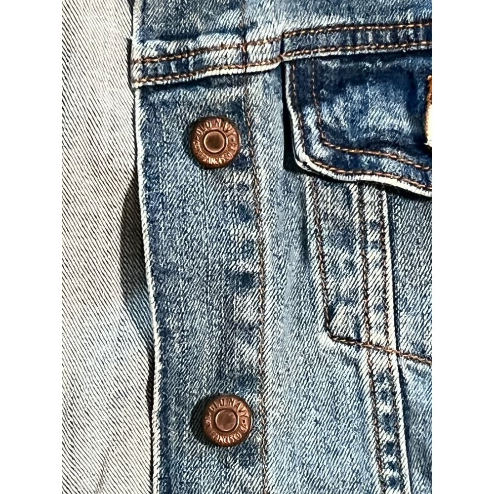 Old Navy Classic Medium Wash Denim Trucker Jacket Women's Size medium - Picture 3 of 9